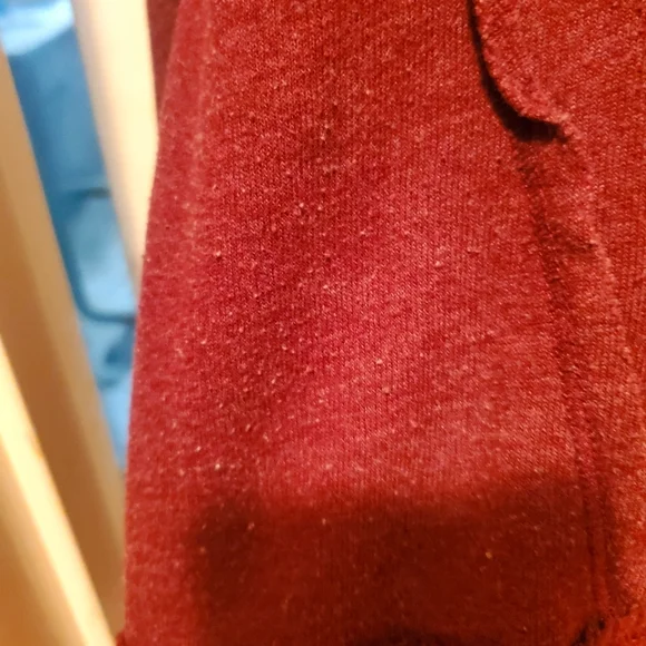 Cutout detail sweater - Picture 3 of 3